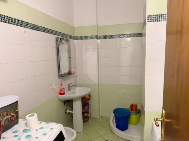 Tirane, shes apartament 2+1+Ballkon Kati 6, 122.820 € 