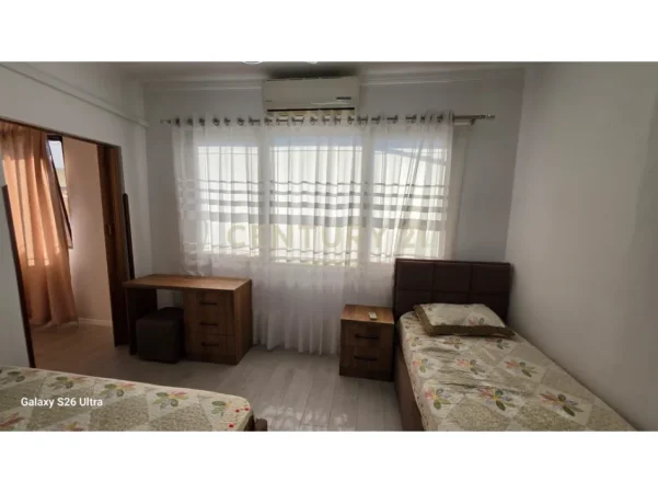 Tirane, jepet me qera apartament 2+1 Kati 2, 77 m² 630 € (kinostudio)