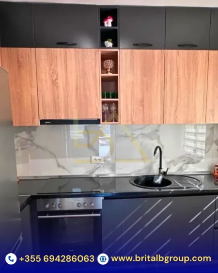 Tirane, jepet me qera apartament 3+1 Kati 5, 85 m² 700 € (Kryqëzimin e Brrylit)