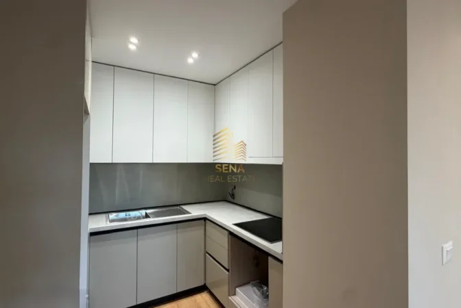 Tirane, shitet apartament 1+1+Ballkon Kati 11, 79 m² 190.800 € (Stacioni i Trenit, Kompleksi Usluga)
