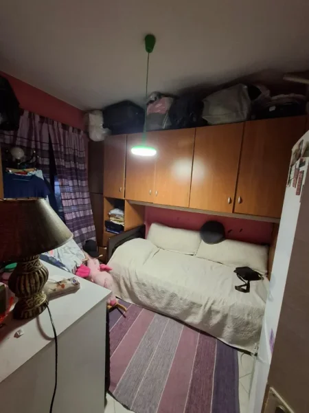 Tirane, shitet apartament 2+1 Kati 4, 107.300 € (Yzberisht)