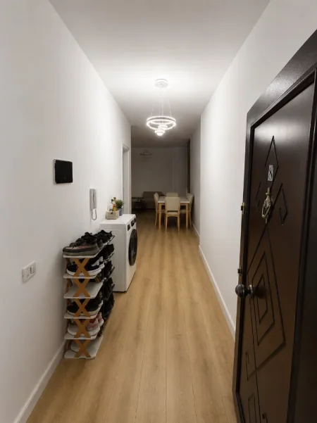 Tirane, shitet apartament 2+1 Kati 2, 140.000 € (Astir)