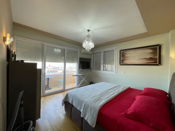 shitet apartament , 180 m² 360.000 € (Kopshti Botanik)