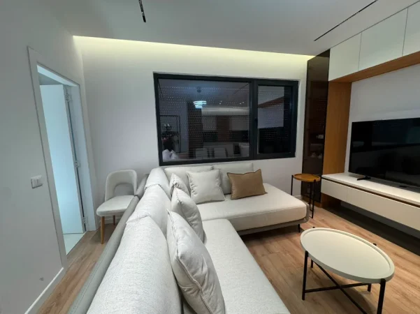 APARTAMENT  2+1+POST PARKIMI   260.000 €    (RRUGA ELBASANIT)