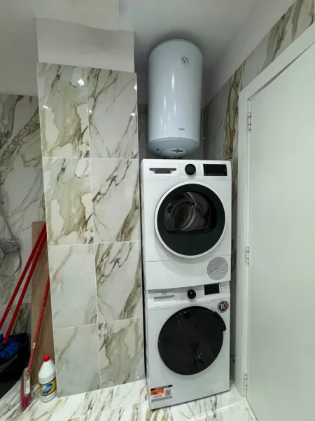 APARTAMENT  2+1+POST PARKIMI   260.000 €    (RRUGA ELBASANIT)