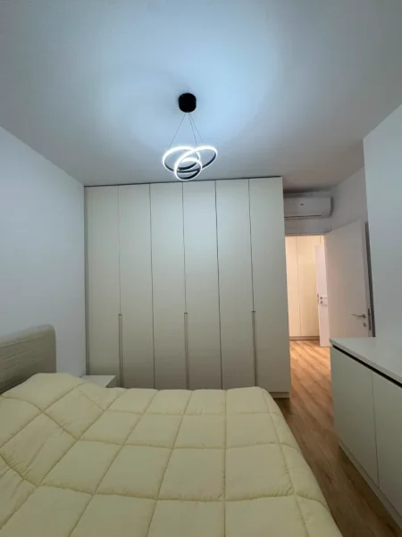 APARTAMENT  2+1+POST PARKIMI   260.000 €    (RRUGA ELBASANIT)