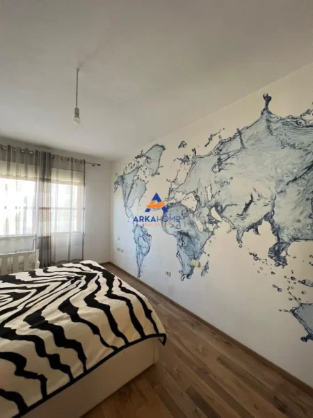 Tirane, jepet me qera apartament 1+1+Ballkon Kati 5, 80 m² 590 € 