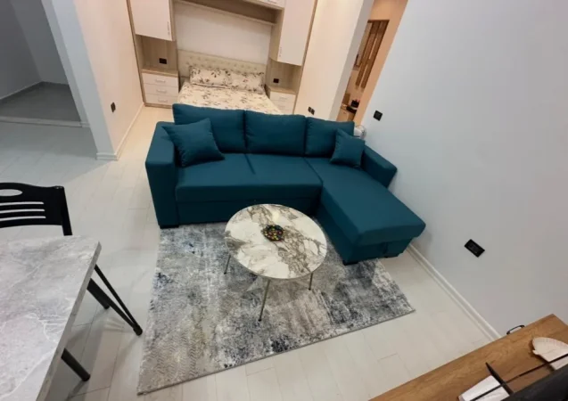 Tirane, shitet garsonier 1+1 Kati -1, 43 m² 5.500.000 € (Rruga Muhamet Deliu)