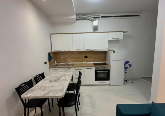 Tirane, shitet garsonier 1+1 Kati -1, 43 m² 5.500.000 € (Rruga Muhamet Deliu)