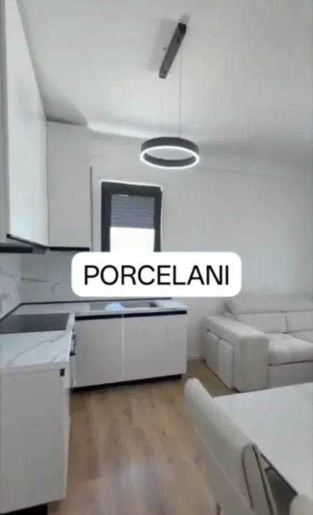 Tirane, jepet me qera apartament 1+1 Kati 1, 68 m² 620 € (Rezidenca Porcelani)