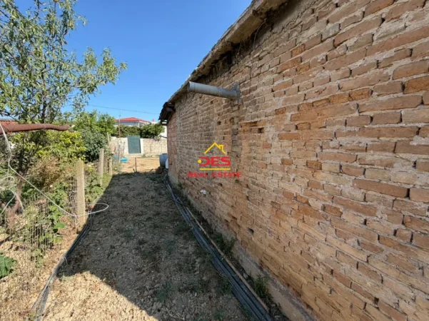 Vlore, shitet shtepi Kati 0, 90 m² 40.000 € (Panaja)
