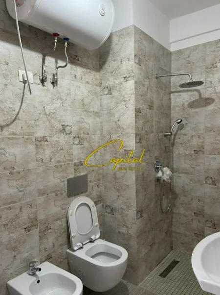 Tirane, jepet me qera apartament 1+1 Kati 3, 80 m² 500 € (ASTIR)
