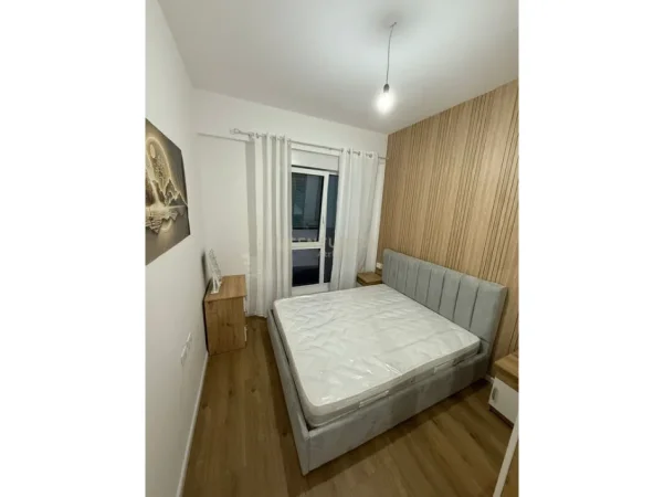 Tirane, jepet me qera apartament 1+1 Kati 2, 48 m² 450 € 