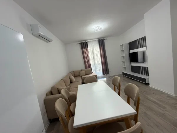 Tirane, jepet me qera apartament 2+1+Ballkon Kati 5, 100 m² 500 € (Rruga "Donald Trump" prane "Concept Home Real Estate")