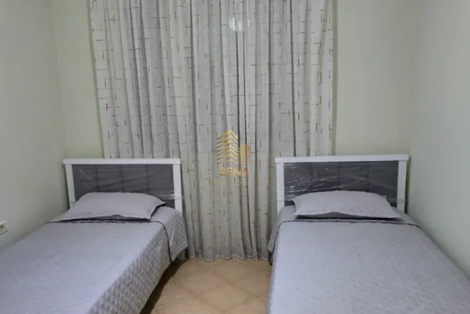 Tirane, jepet me qera apartament 2+1+Ballkon Kati 1, 100 m² 450 € (5 Maji)