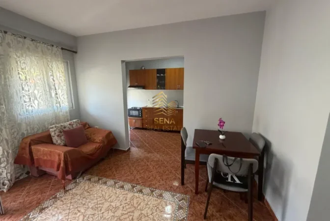 Tirane, jepet me qera apartament 1+1+Ballkon Kati 1, 76 m² 500 € (Kodra e Diellit)