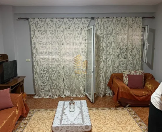 Tirane, jepet me qera apartament 1+1+Ballkon Kati 1, 76 m² 500 € (Kodra e Diellit)