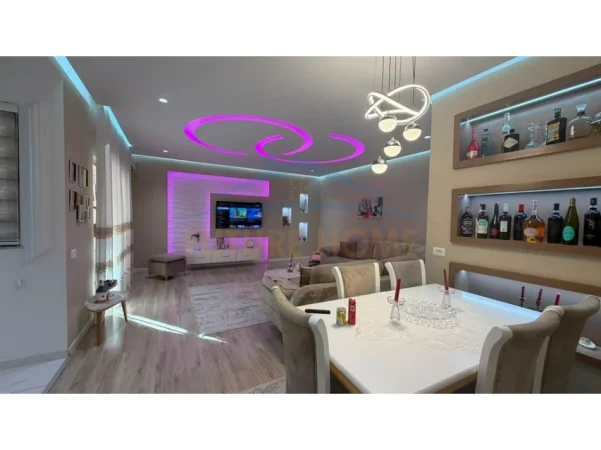 Tirane, shitet apartament 2+1 Kati 5, 119 m² 155.000 € (Unaza e re)