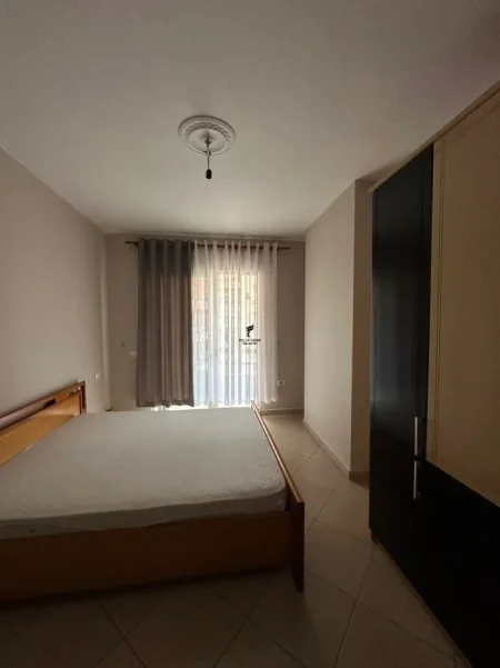 Tirane, jepet me qera apartament 2+1 Kati 5, 94 m² 450 € (ASTIR)