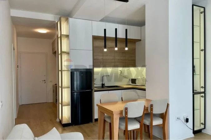 Tirane, jepet me qera apartament 1+1+Ballkon Kati 10, 65 m² 530 € (Siri kodra)