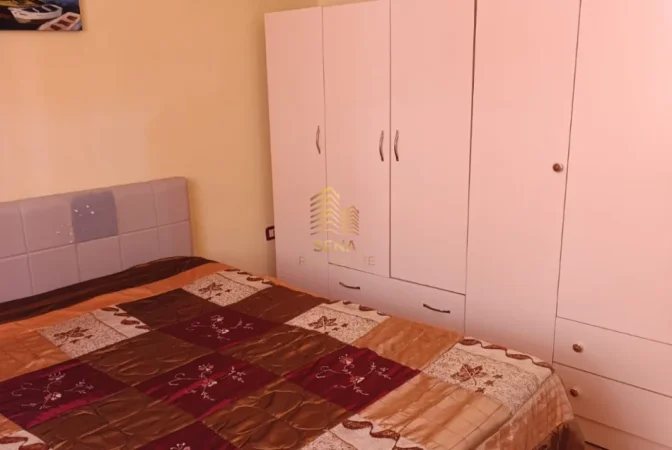 Tirane, jepet me qera apartament 2+1+Ballkon Kati 3, 80 m² 500 € (Don Bosko)