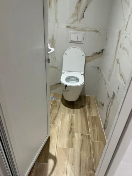 Tirane, jepet me qera zyre Kati 2, 37 m² 600 € (MINE PEZA)