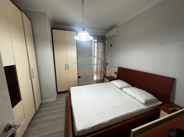 Tirane, jepet me qera apartament 3+1 Kati 6, 115 m² 1.200 € (KOMPLEKSI DELIJORGJI)