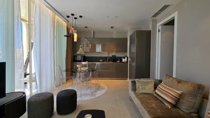Vlore, shitet apartament 2+1 Kati 0, 77 m² 550.000 € (Palase)