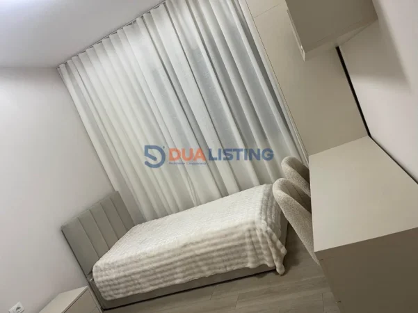 Tirane, jepet me qera apartament 2+1 , 800 € 