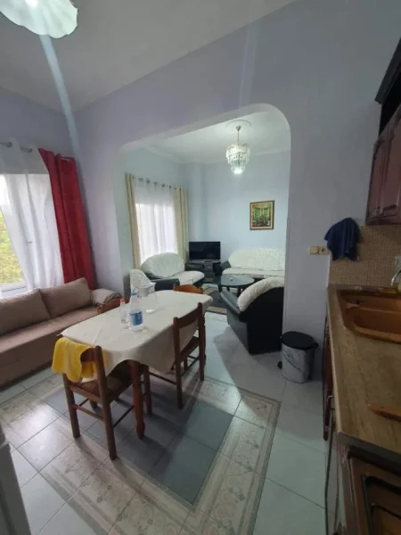 Apartament 2+1 me qera- Shallvaret 600 Euro (Shallvaret)
