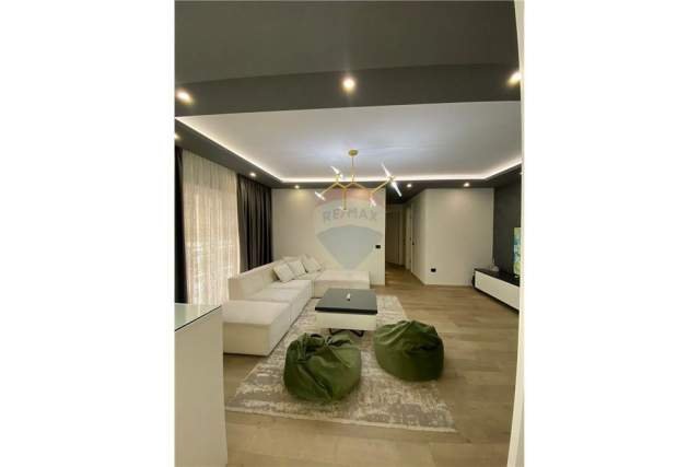 Tirane, jepet me qera apartament 2+1+BLK Kati 8, 108 m² 1.300 Euro (Kompleksi Delijorgji)