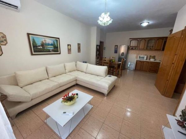 Tirane, jepet me qera apartament 2+1+BLK Kati 7, 106 m² 750 Euro  QENDER