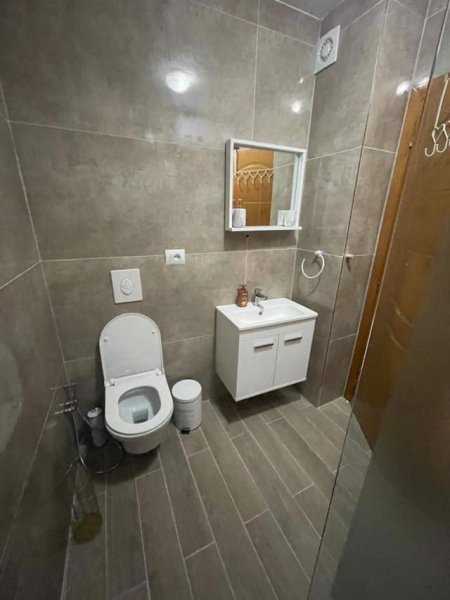 Tirane, jepet me qera apartament 2+1+BLK Kati 7, 106 m² 750 Euro  QENDER