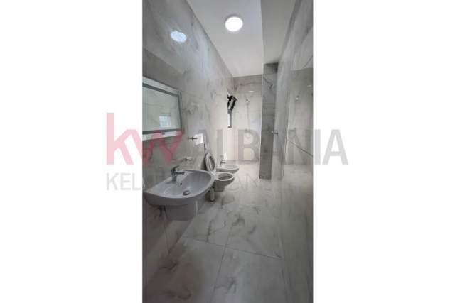 Tirane, jepet me qera apartament 2+1+BLK Kati 7, 85 m² 470 Euro (Astir, Tiranë)