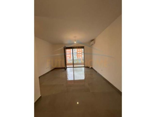 Tirane, jepet me qera apartament 1+1 Kati 2, 73 m² 500 Euro (Zogu i Zi)