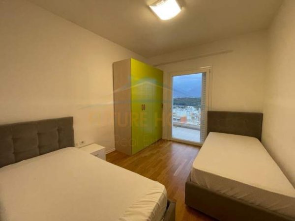 Tirane, jepet me qera apartament 2+1+BLK Kati 6, 109 m² 650 Euro (Kopshti Botanik)