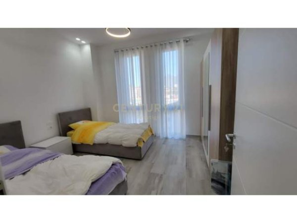 Tirane, jepet me qera apartament 2+1+BLK Kati 4, 118 m² 1.200 Euro (rruga elbasanit)