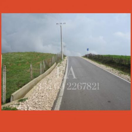 Durres, shes truall ne bregdet 12.000 m² 60 Euro/m2 (Ne Kep te Rodonit)