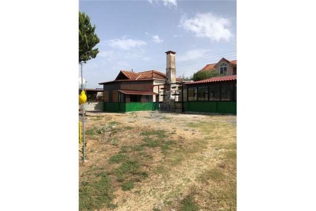 Tirane, shes truall 4.500 m² 450.000 Euro (Rr SH 56)