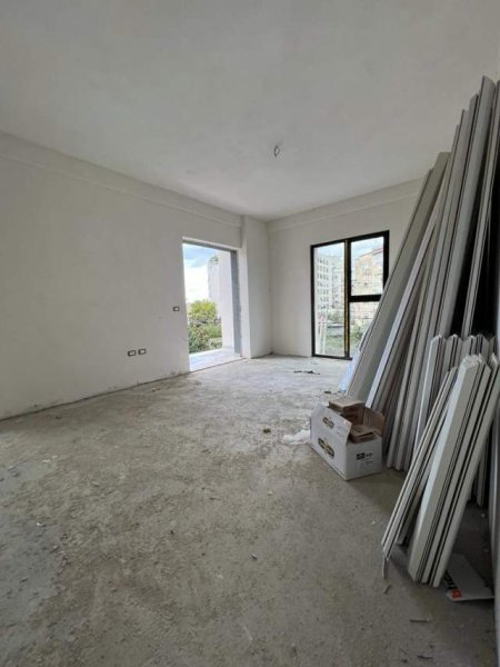 Tirane, shitet apartament 2+1+A+BLK Kati 2, 124 m² 198.000 Euro (Rruga Elbasanit)