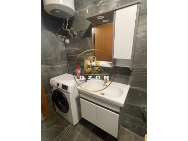 Tirane, jepet me qera apartament 2+1 Kati 2, 92 m² 650 Euro (Rruga e Bogdaneve)