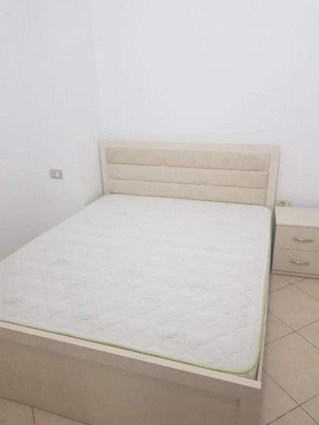 Tirane, jepet me qera apartament 1+1 Kati 0, 50 m² 30.000 Leke (Rruga Bill Klinton, Kodra e Diellit)