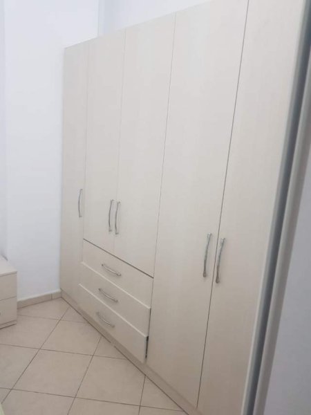 Tirane, jepet me qera apartament 1+1 Kati 0, 50 m² 30.000 Leke (Rruga Bill Klinton, Kodra e Diellit)