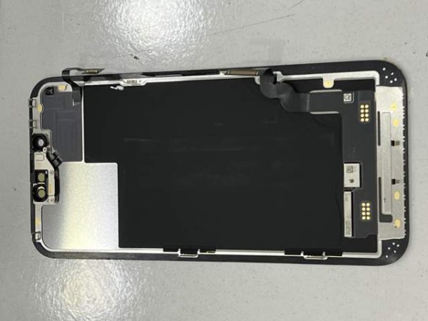 Tirane, shes Smartphone Iphone 13 Pro Ekran Orgjinal 15.000 Leke