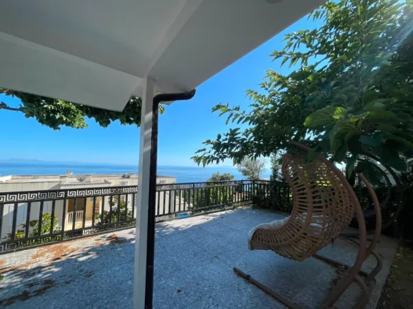 Vlore, shitet shtepi 3+1 Kati 0, 95 m² 450.000 € (Dhermi)