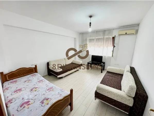 Apartament 2+1 me qera tek Kompleksi Malajzian, Prane Casa Italia
