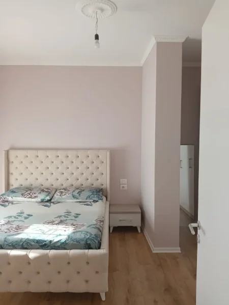 Tirane, jepet me qera apartament 1+1 Kati 9, 65 m² 500 € (DON BOSKO)