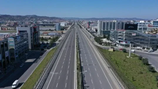 Tirane, shitet toke , 6.600 m² 726.000 € (Autostrada Tr-Dr)