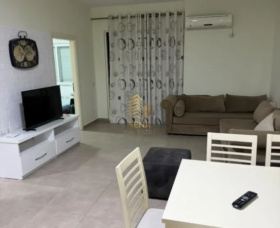 Tirane, jepet me qera apartament 2+1+Ballkon Kati 8, 90 m² 500 € (Fresk)