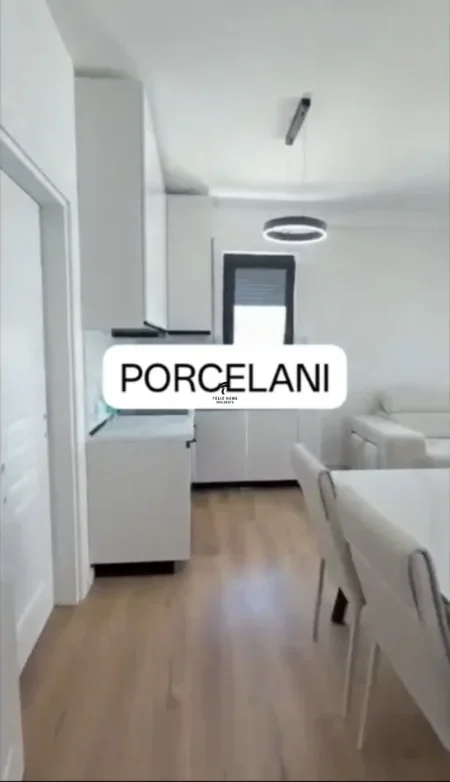 Tirane, jepet me qera apartament 1+1 Kati 3, 70 m² 620 € (PORCELANI)